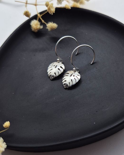 Boucles d’oreilles Monstera en argent 925 – Bijou feuille tropicale