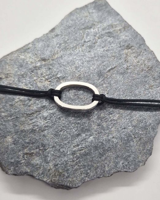 Bracelet Essentiel en argent 925 & cordon